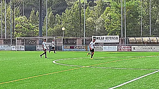 Hermanos Antuña Stadium - Soccer Field in Asturias, es